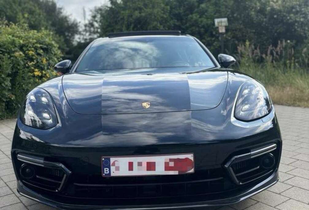 Porsche 4 e-Hybrid 2.9 V6 Bi-Turbo PHEV PDK (340 kW)