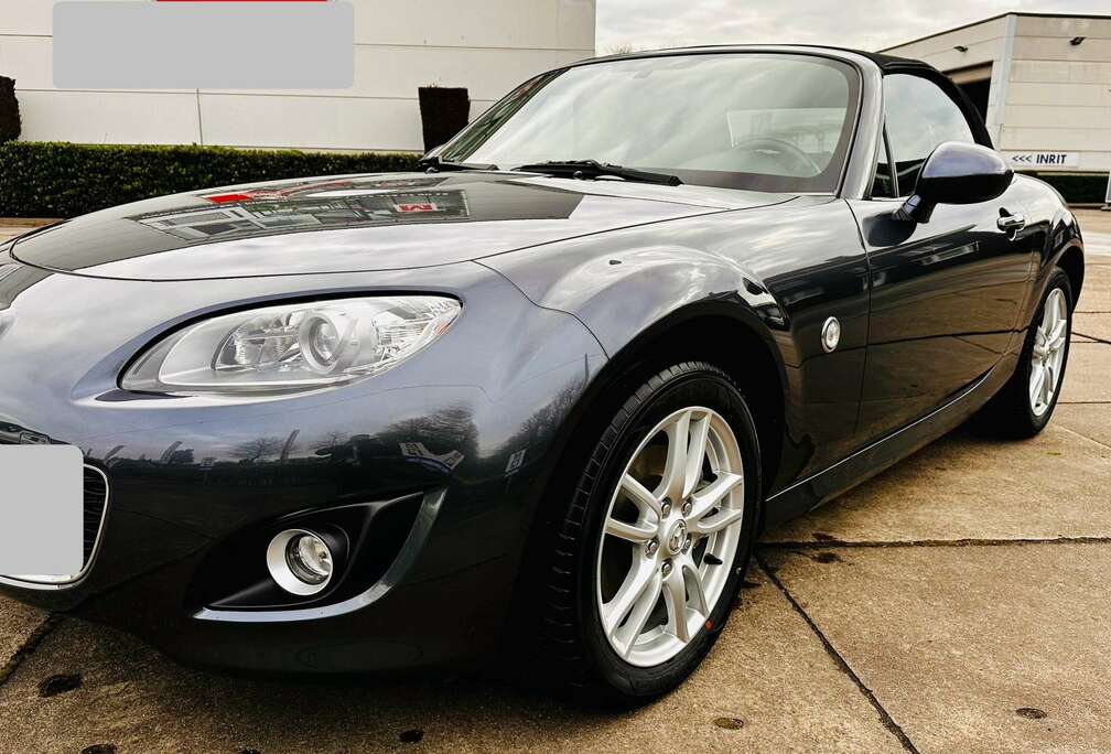 Mazda MX-5 1.8 MZR Roadster Coupe Center-Line