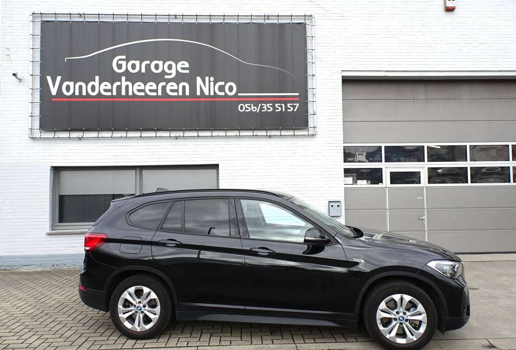 BMW 1.5iA PHEV xDrive25e CAMERA,NAVI,FULL LED,HEAD-UP,EL. KOFFER,CRUISE,DAB,BLUETH,ALU 17\