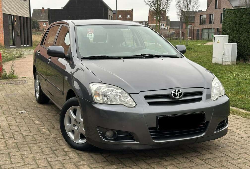 Toyota 1.6i VVT-i 16v Linea Sol