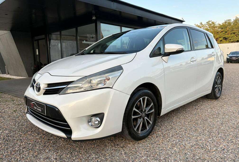 Toyota Verso 2.0 D-4D Active 5pl.