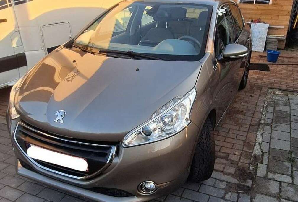 Peugeot 120 VTI Allure