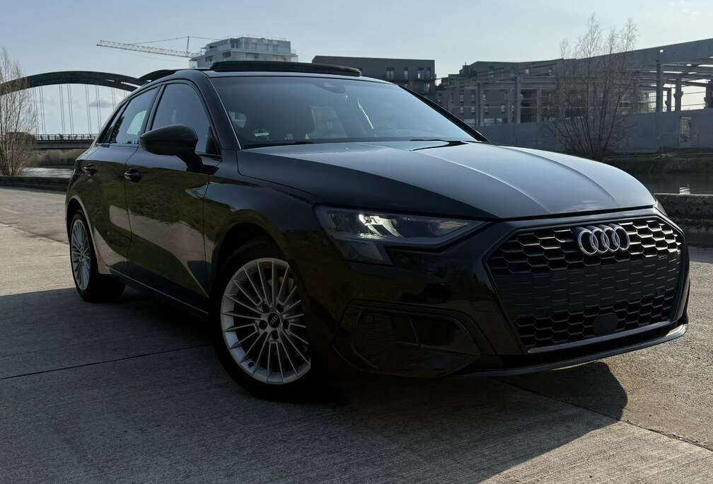 Audi Sportback 30 TDi / Toit Ouvrant / Bang&Olufsen