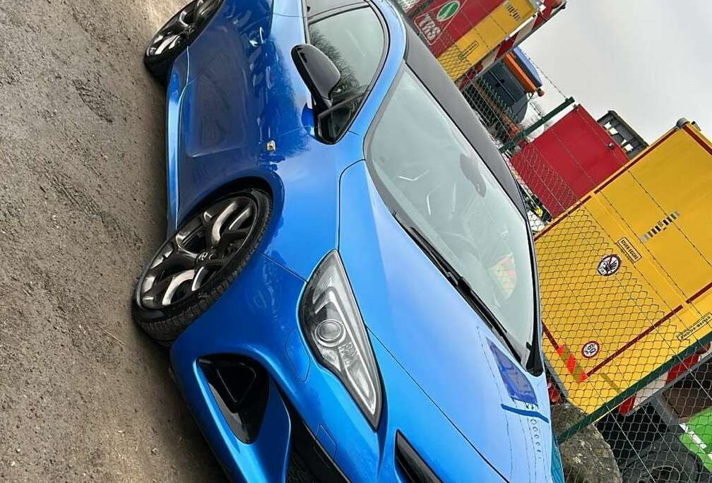 Opel OPC 2.0 Turbo