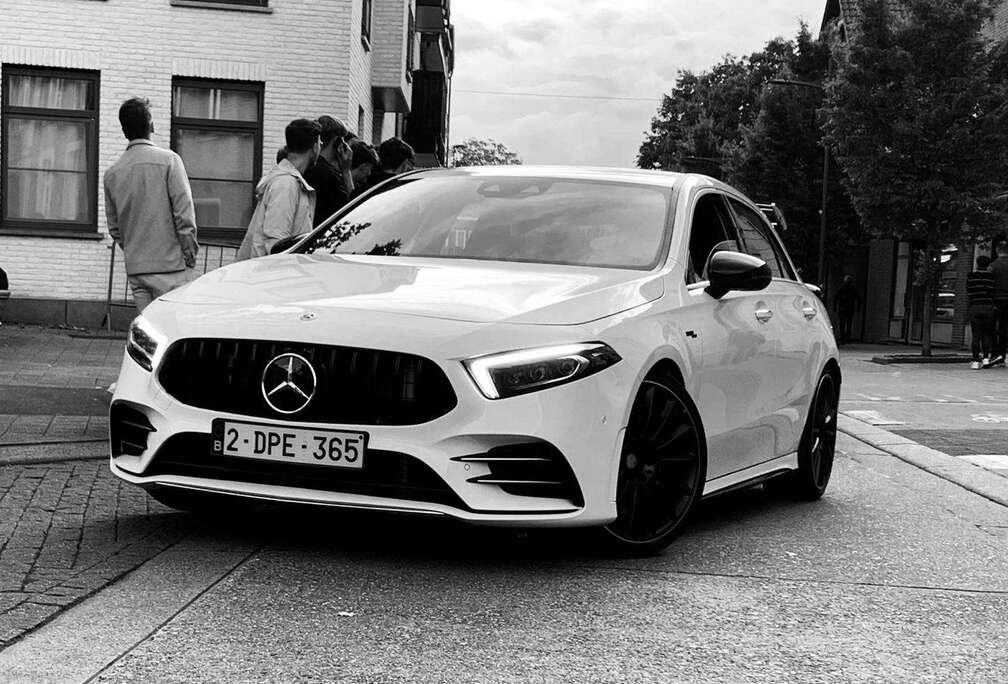 Mercedes-Benz 4 MATIC AMG