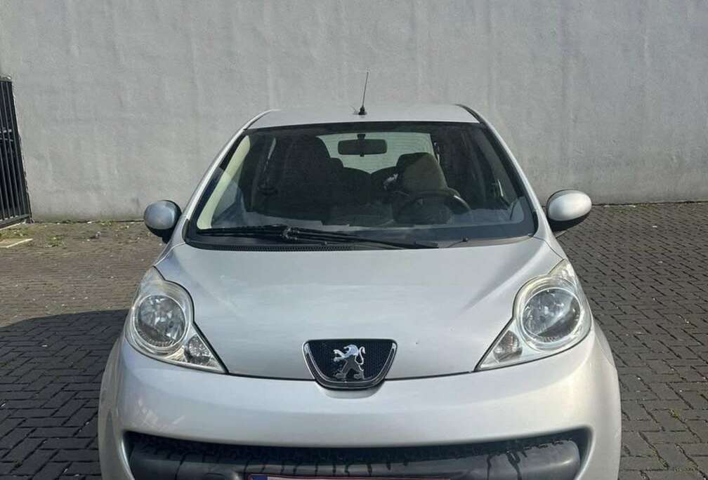 Peugeot 1.0e 12V 68ch Urban