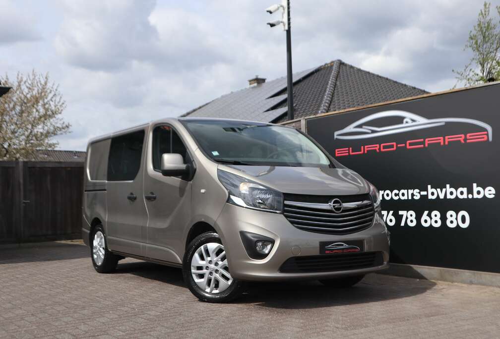 Opel 1 eig /dubbel cabinne 5 pl / lichte vracht / slechts 69.000 km/GPS /trekhaak/ bleutooth /150€ rijtaks