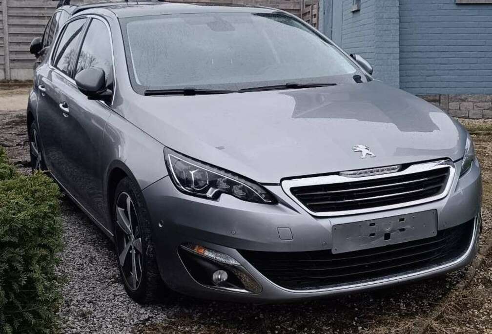 Peugeot 1.2 PureTech Allure STT