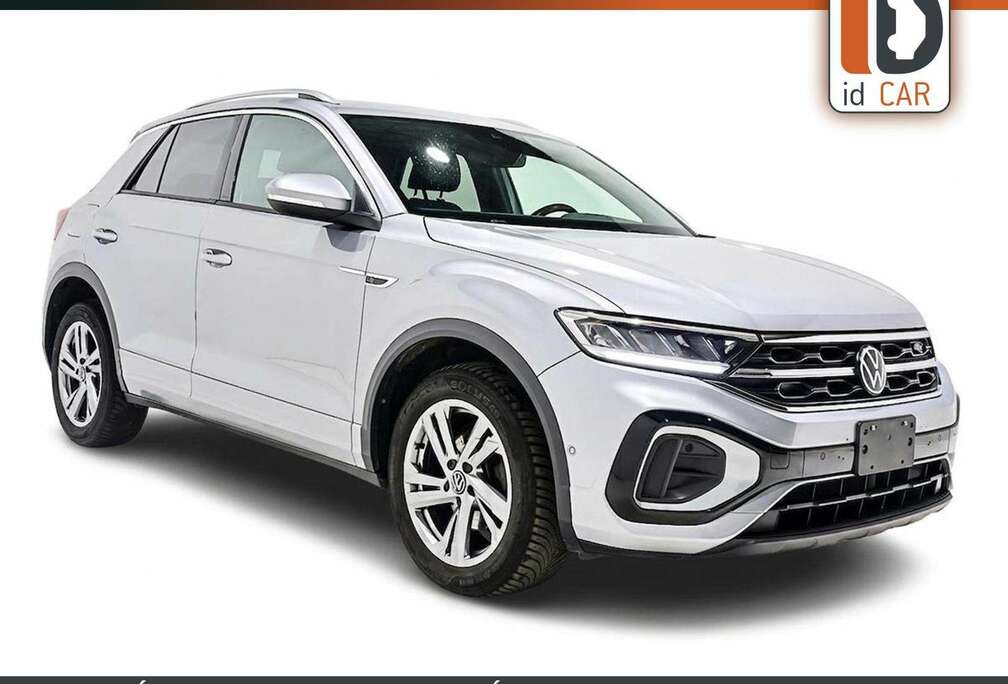 Volkswagen 1.5 TSI 150 DSG R-LINE LED ACC CARPLAY CAMERA JA17