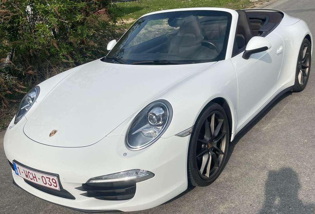 Porsche Carrera 4