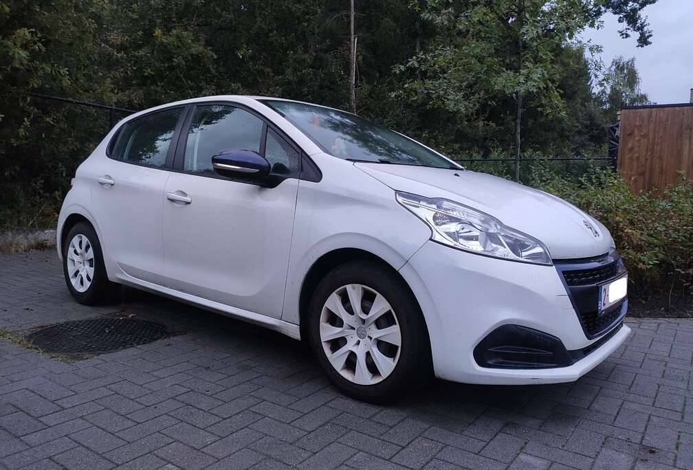 Peugeot 208 PureTech 82 Style