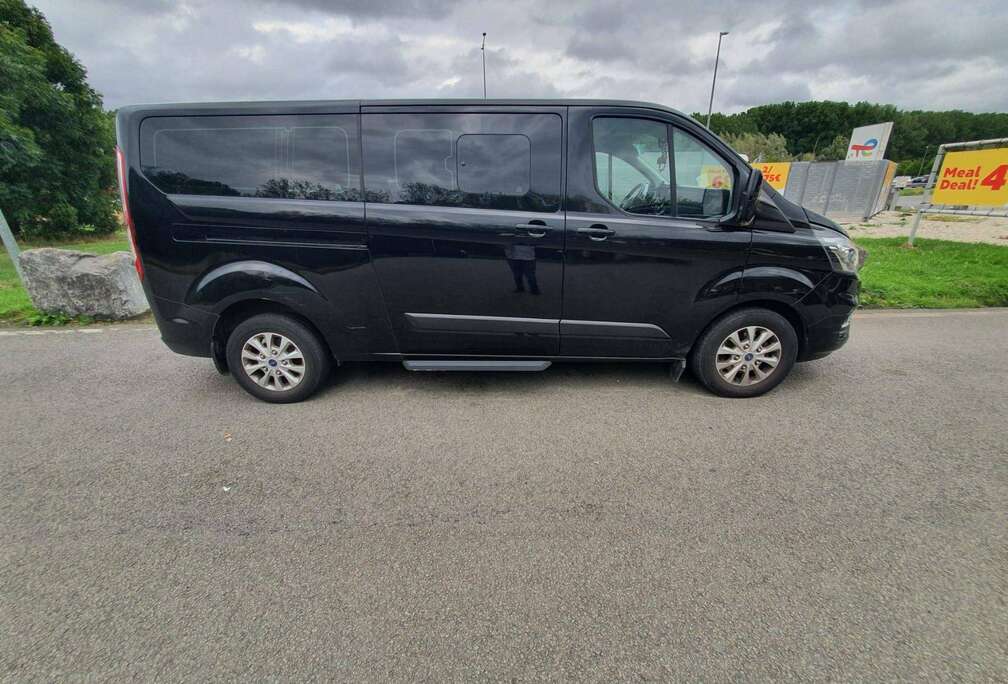 Ford Tourneo Custom 2.0 TDCi L1H1 Ambiente S/S (EU6.2)