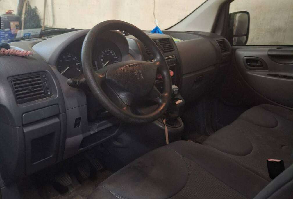 Peugeot 2.0 HDi L2H1 Relax