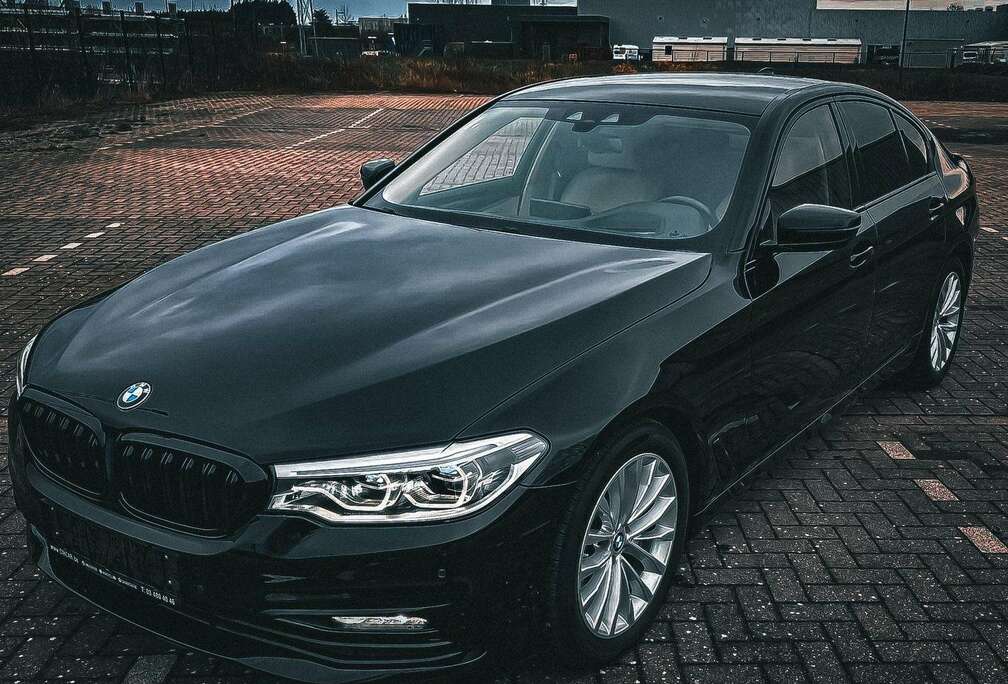 BMW 530iA/HeadUp/AdaptiveCruise/Adaptive Lights