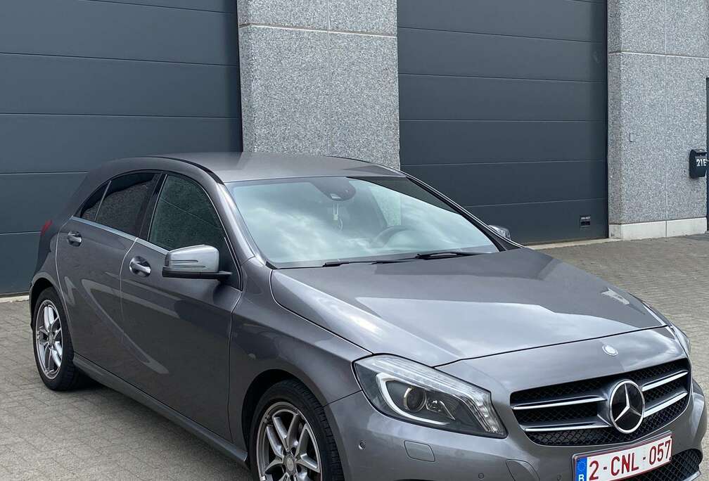 Mercedes-Benz A180