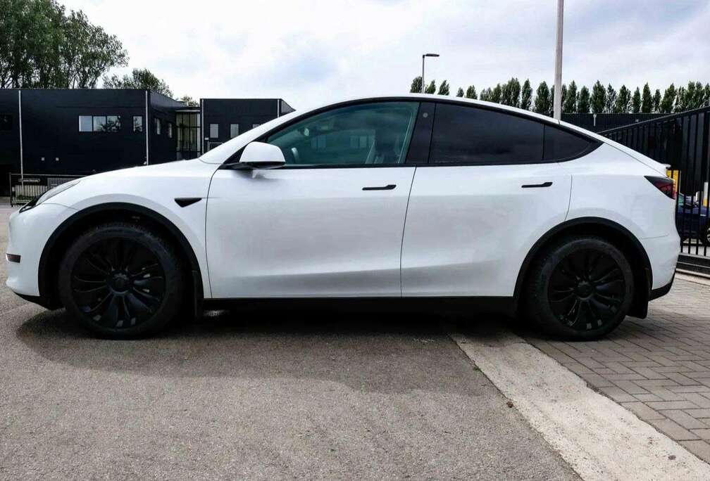 Tesla Long Range Dual Motor AWD