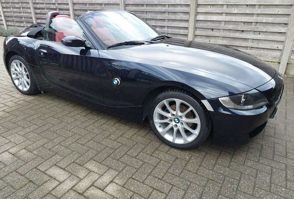 BMW Z4 2.0i 16v *buitenkans