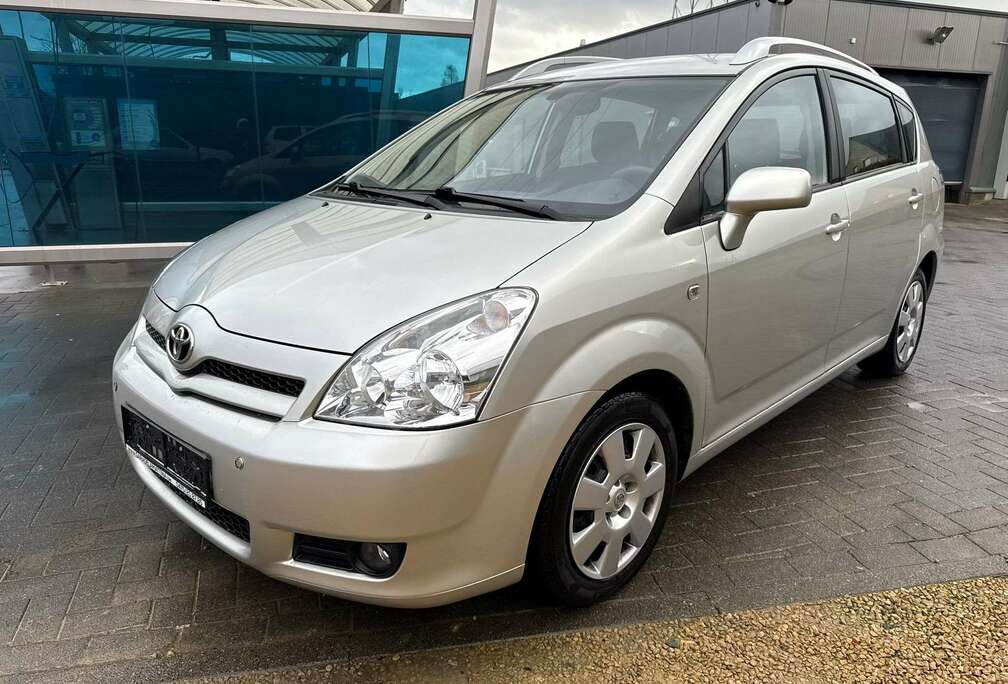 Toyota Corolla Verso 1.8i VVT-i 16v Linea Luna 7pl.