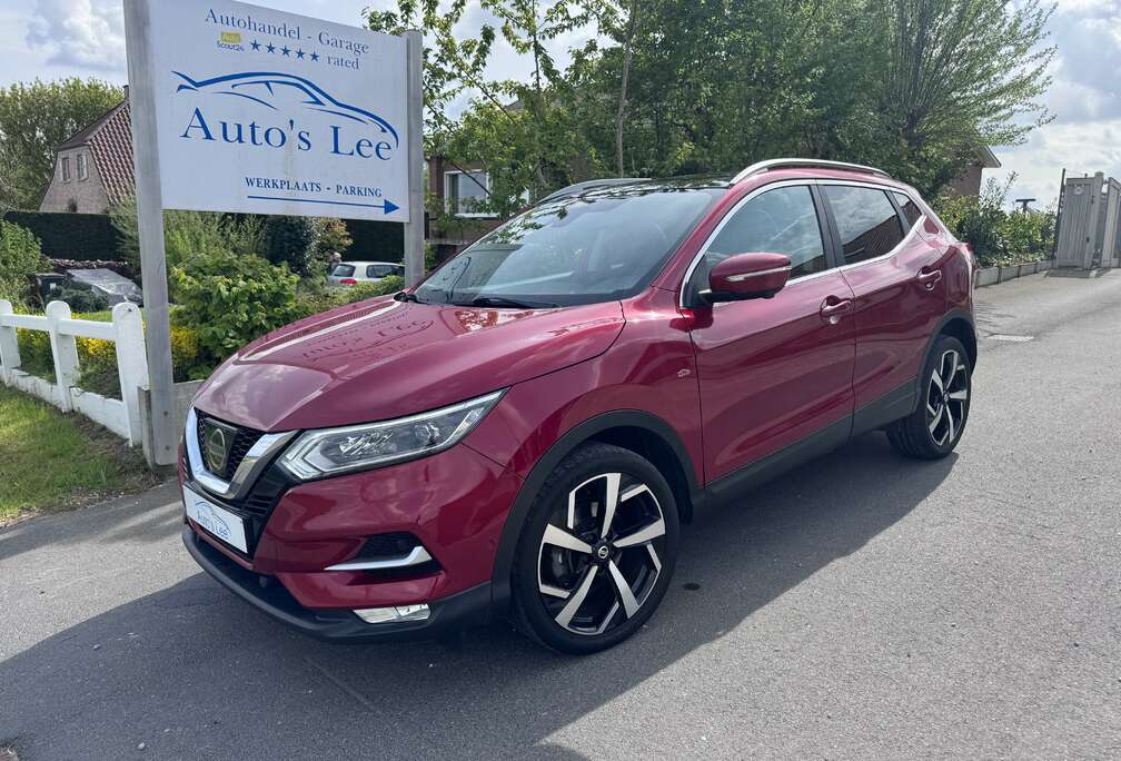 Nissan Qashqai 1.2 DIG-T Leder/keyless/360camera/panodak