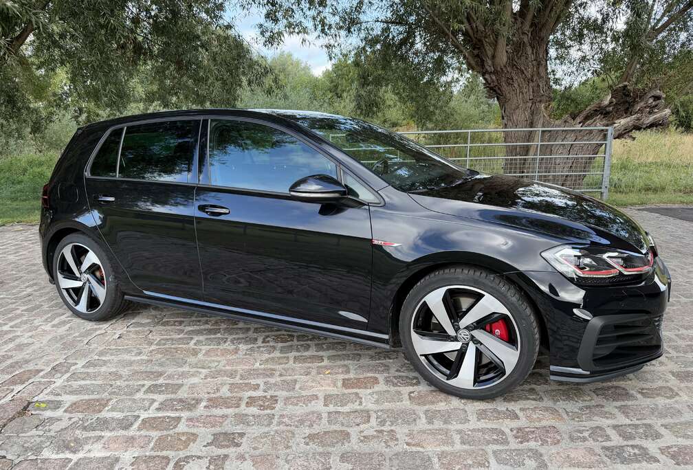 Volkswagen 2.0 TSI Performance DSG