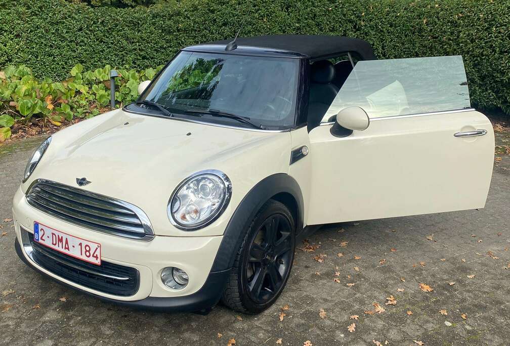 MINI Mini Cooper Cabrio