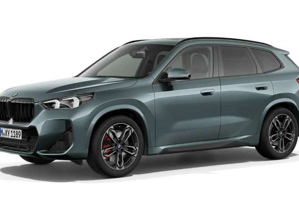 BMW sDrive18i M Sport PRO / PANODAK / KEYLESS / LEER