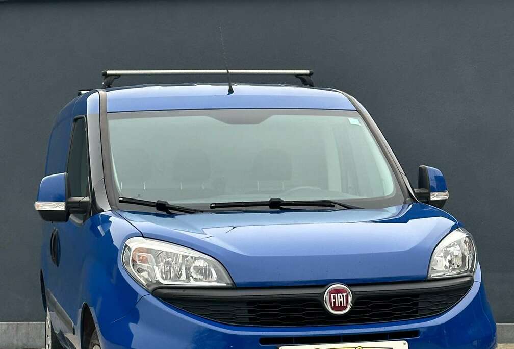 Fiat Fiat Doblo lichte vracht 3 plaatsen