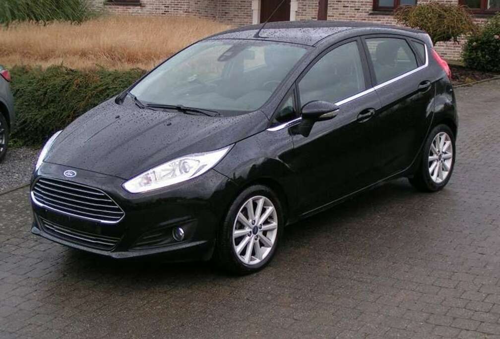 Ford 1.0 EcoBoost Titanium S/S