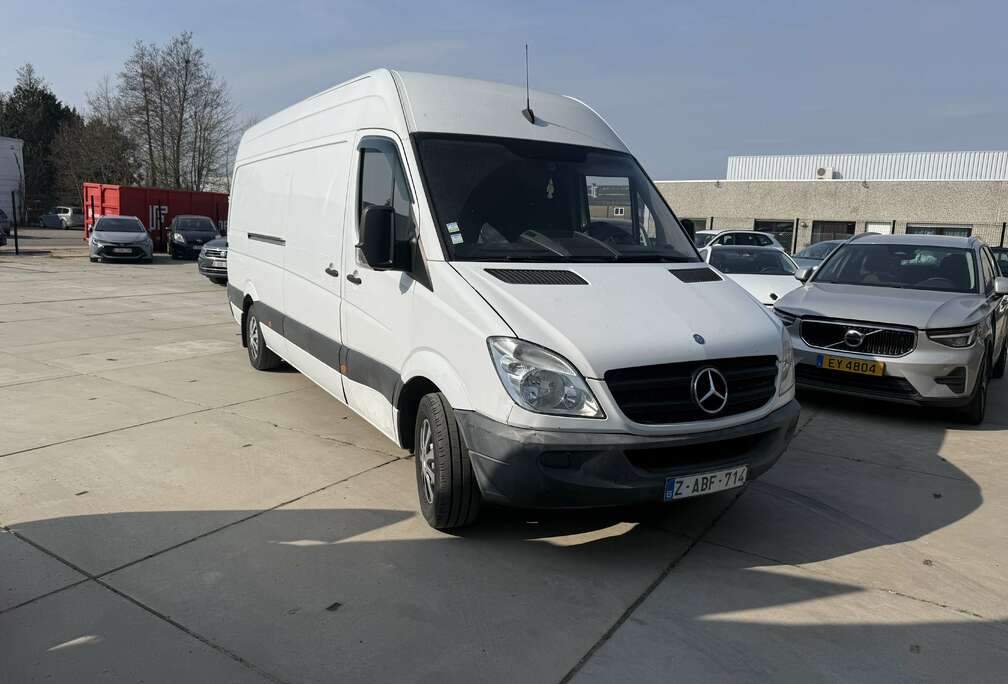 Mercedes-Benz 316 L4