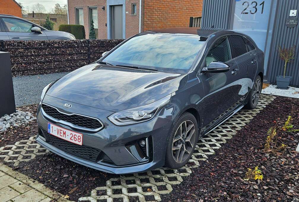 Kia ProCeed 1.5 T-GDI OPF GT LINE