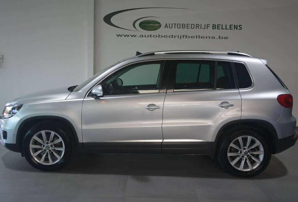 Volkswagen Tiguan 1.4 TSI Comfortline BMT  /  LEDER / NAVI / PANORAMA