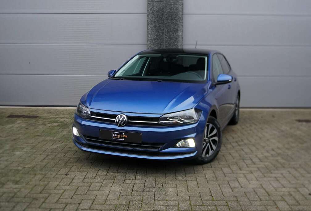 Volkswagen 1.0 DSG Active * ZETELVERW / CARPLAY / NAVI *
