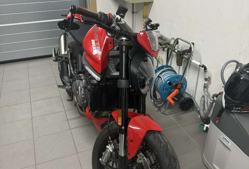 Monster+ - Demi Ligne SC PROJECT
