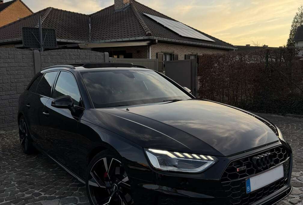 Audi RS Pakket / Pano / Automaat / 35 TFSi Full Optie