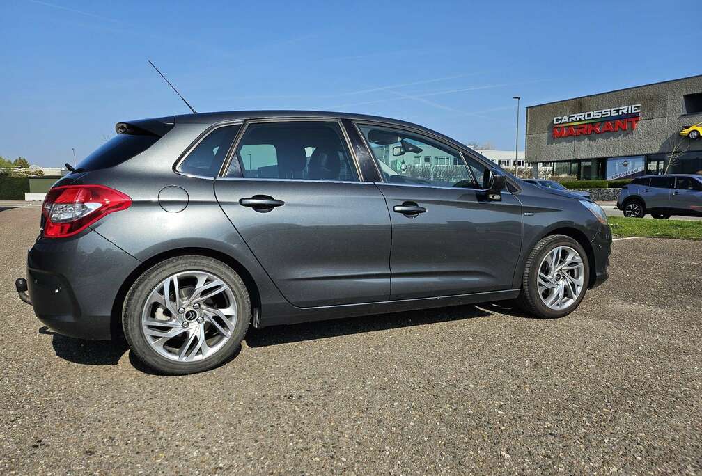 Citroen 1.6i VTi Exclusive Gekeurd