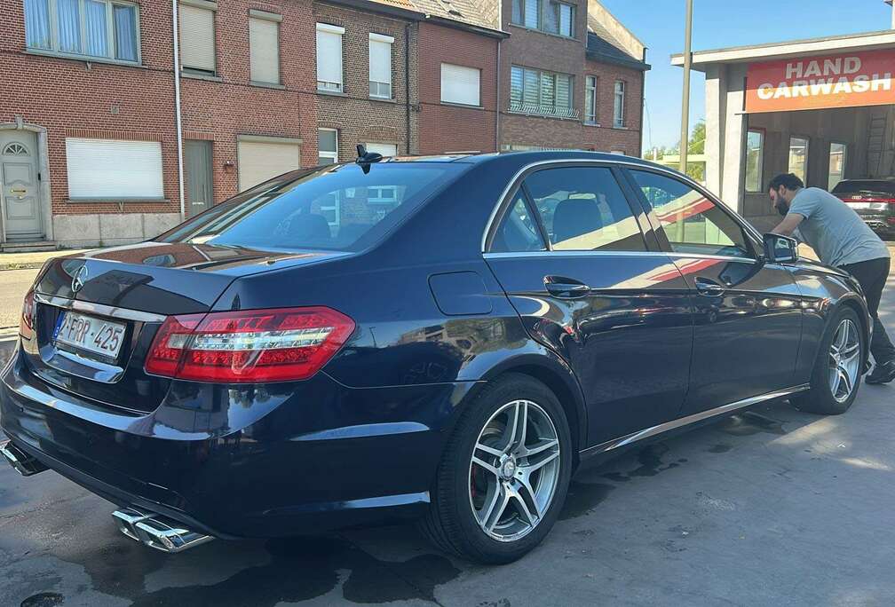 Mercedes-Benz E250 AMG AVANTGARDE