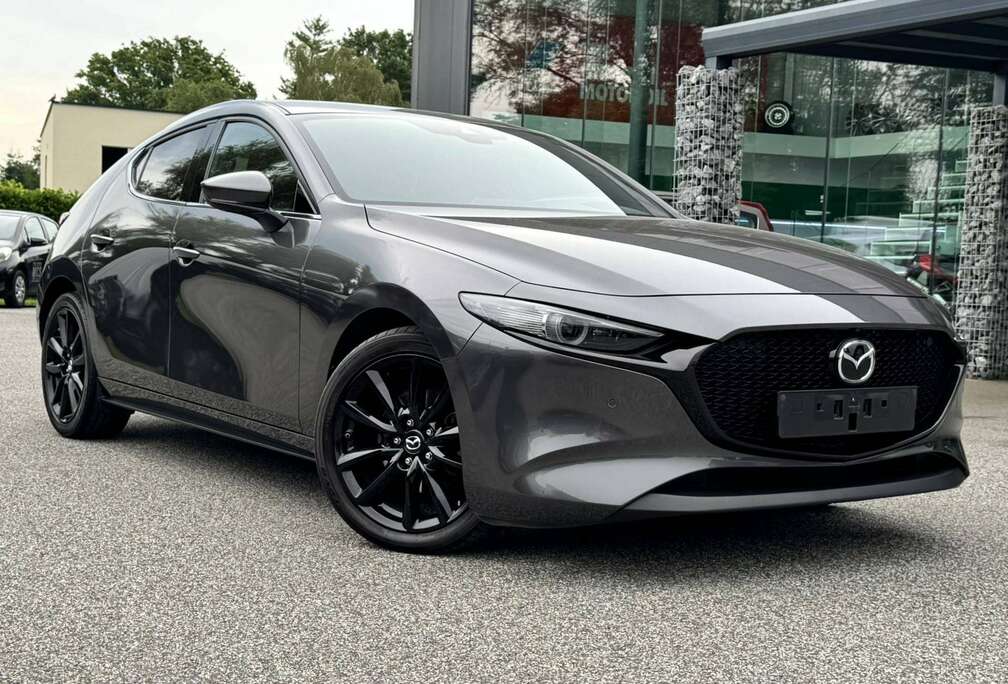 Mazda 2.0i e-Skyactiv-X Full / 360 Camera / Bose / Head Up / LED / Navigatie