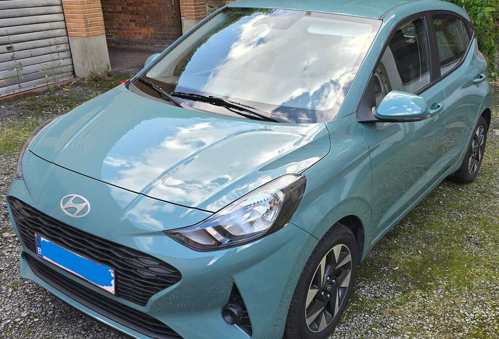 Hyundai i10 1.0i First Edition Green