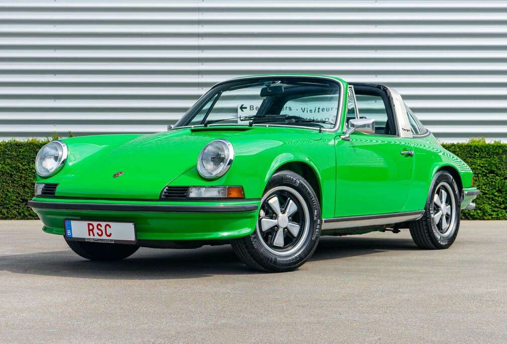 Porsche 2.4S TARGA - Viper Green - Matching