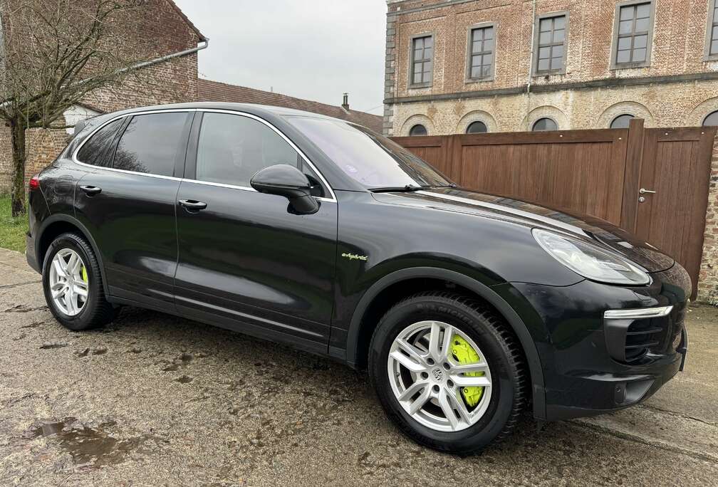Porsche 3.0i V6 PHEV S Tiptronic S *BOSE*LED*CAM*