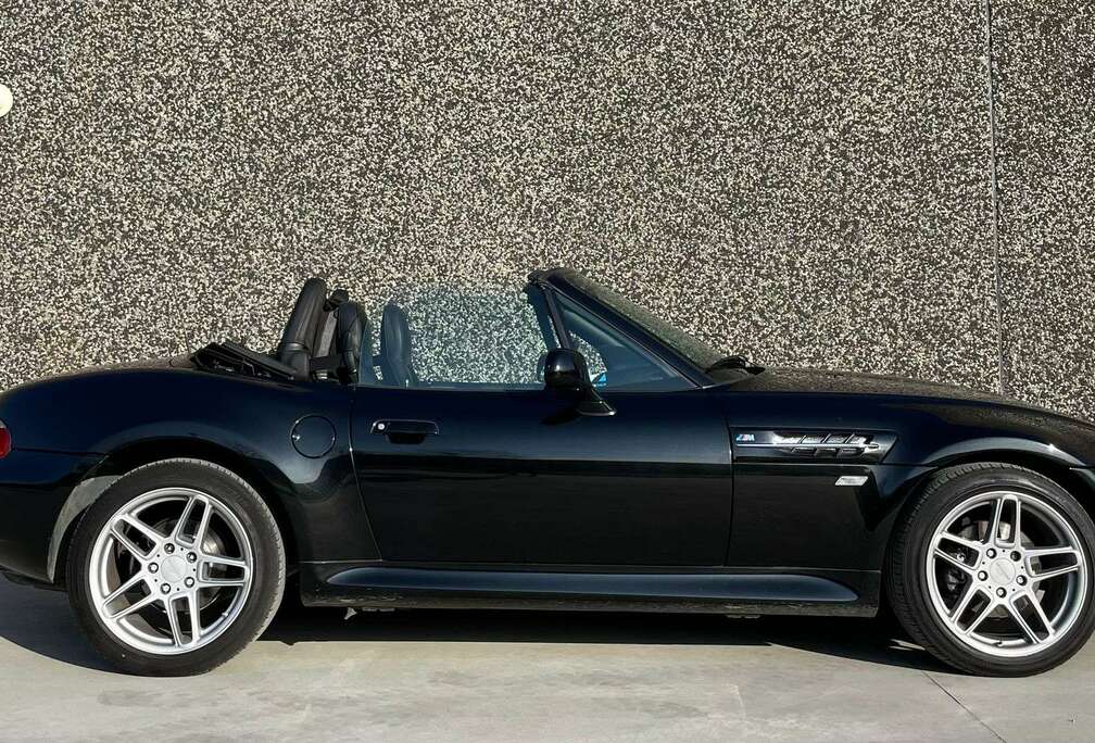 BMW 2.2i Roadster