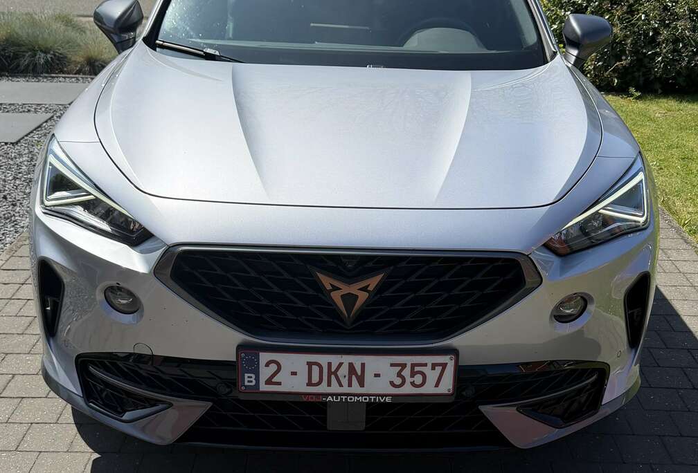 e-Hybrid 1.4 VZ DSG (180 kW)