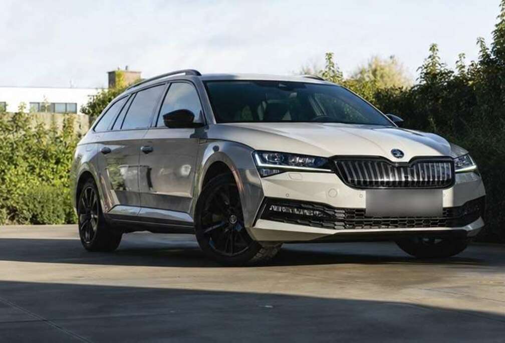 Skoda Combi 1.4 TSI iV DSG Sportline