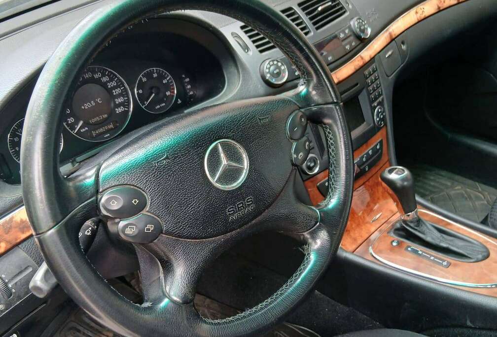 Mercedes-Benz E 220 CDI Elegance