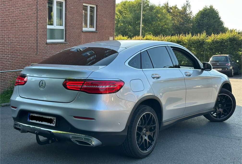 Mercedes-Benz Coupé d 4-Matic