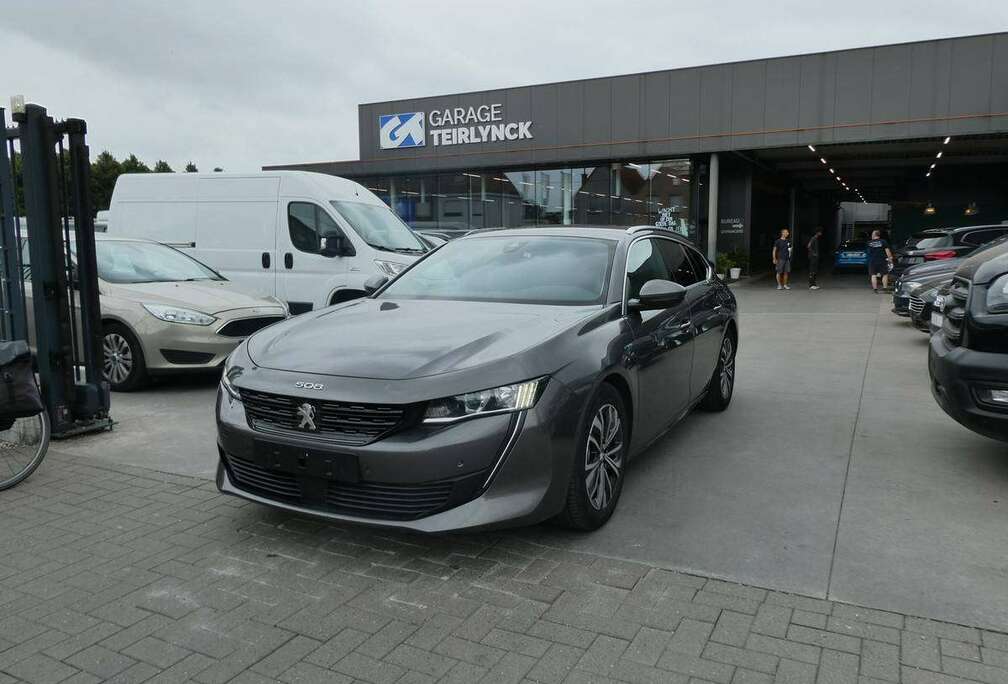 Peugeot Break 1.6 i PHEV 225pk Automaat Allure Luxe Camera Leder ACC BLIS (32880)