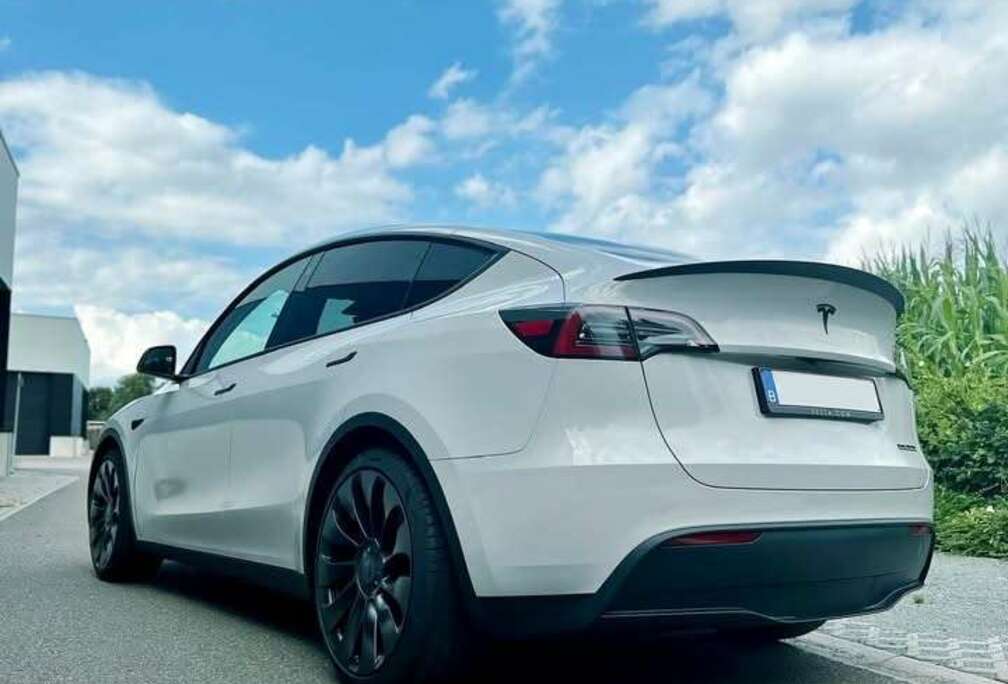Tesla 72.5 kWh Dual Motor Performance (377 kW) - WRAPPED