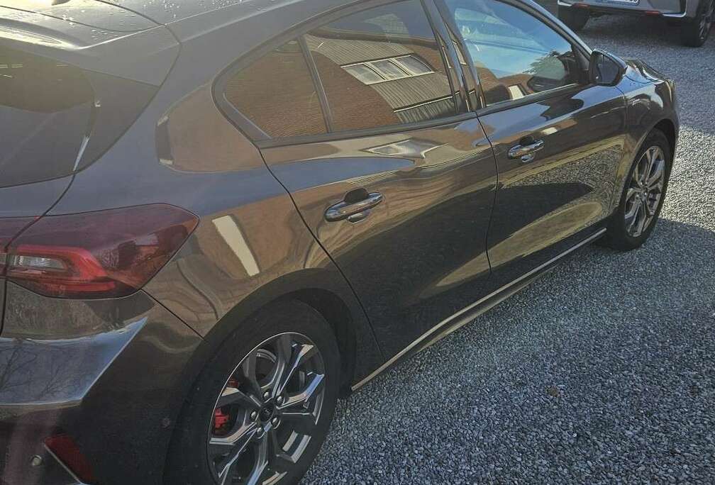 Ford 1.0 EcoBoost MHEV ST-Line X