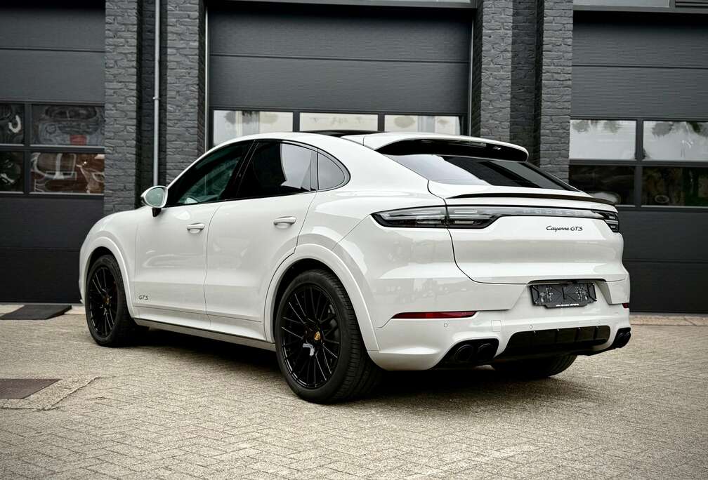 Porsche Cayenne GTS Coupe * Full * Head up * Bose