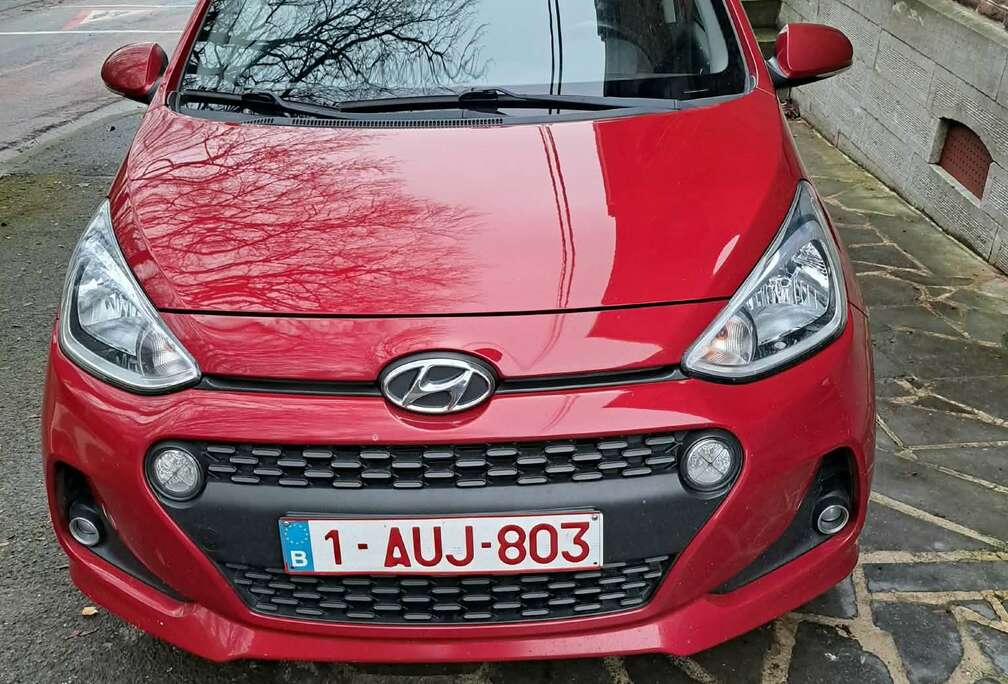 Hyundai i10 1.0i Sky